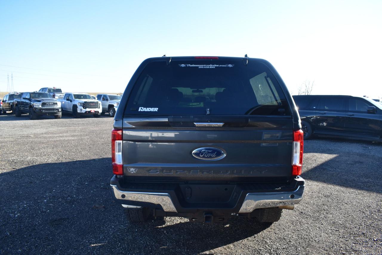 2017 Ford SUPER DUTY F-350 SRW XLT - 6.7L POWERSTROKE - BC TRUCK - Photo #4