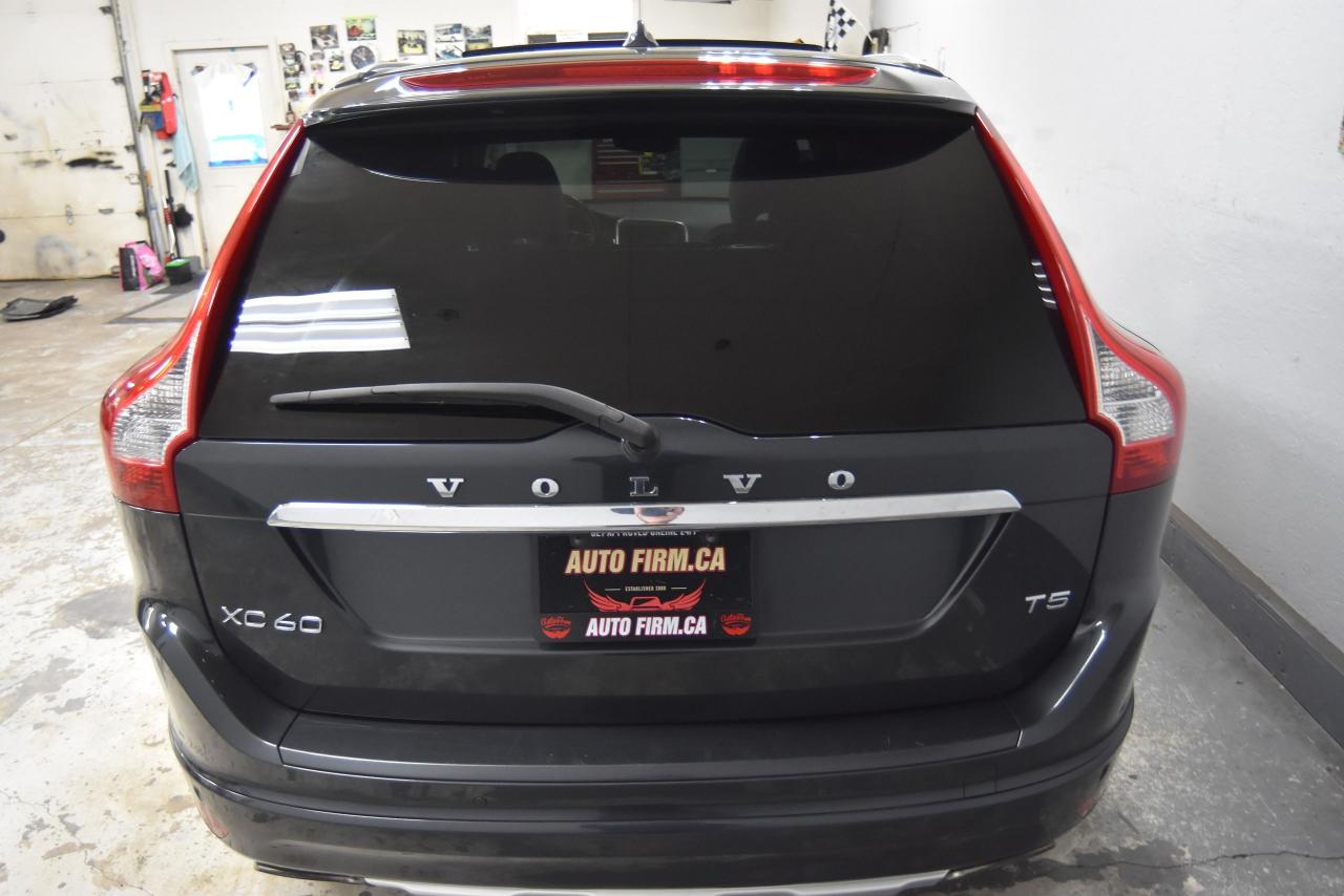 2015 Volvo XC60 T5 Drive-E Premier Plus - Photo #6
