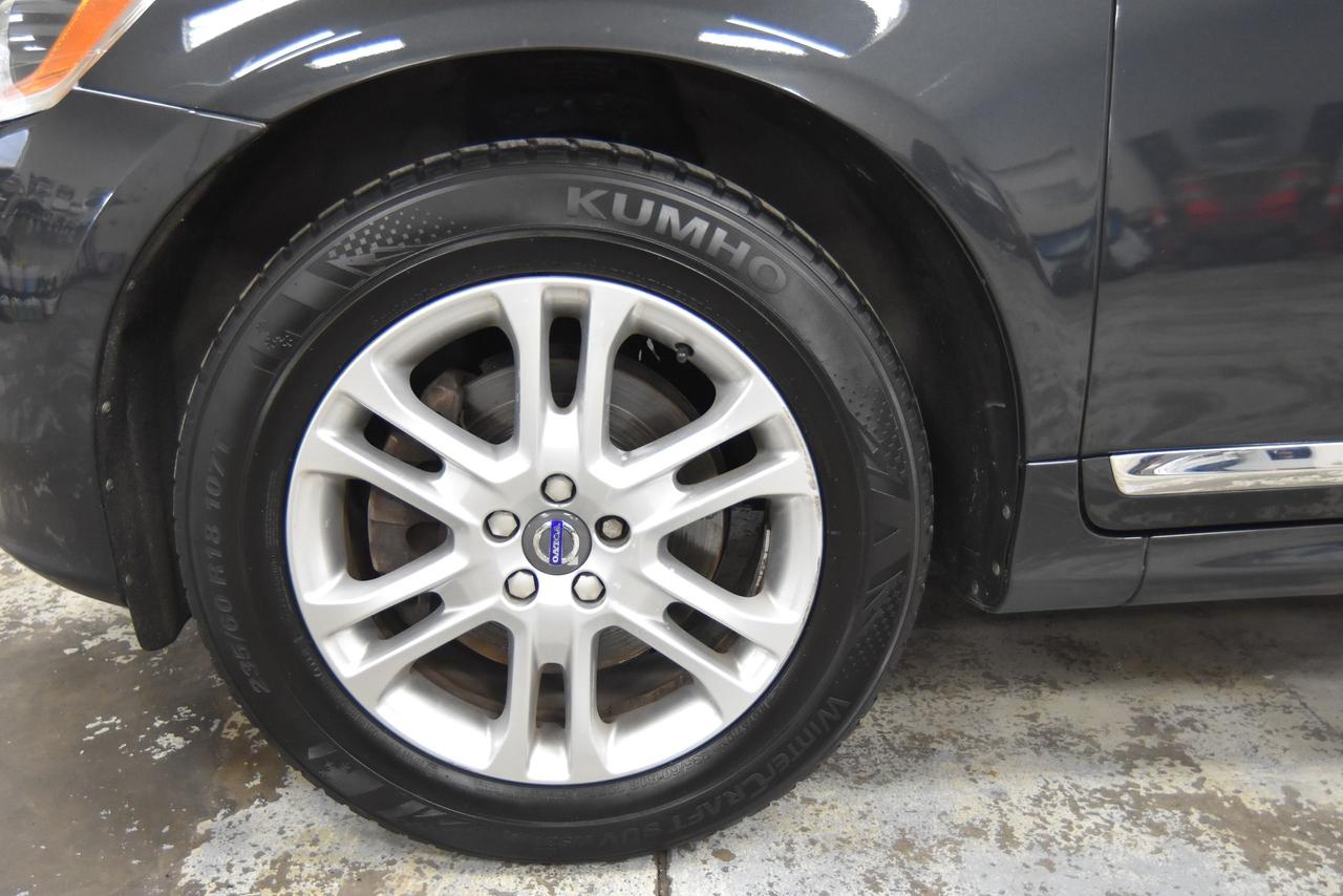 2015 Volvo XC60 T5 Drive-E Premier Plus Photo