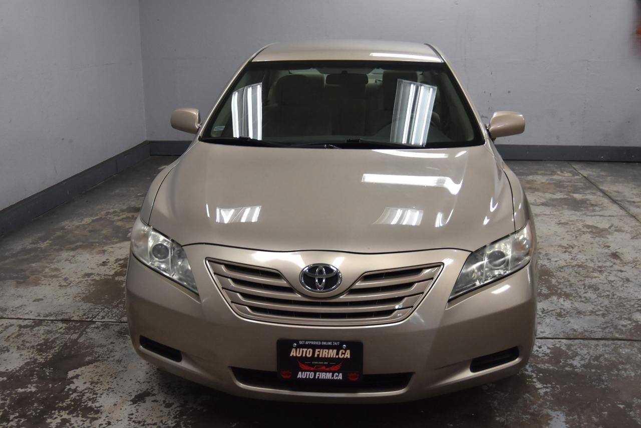 2009 Toyota Camry LE - Photo #3