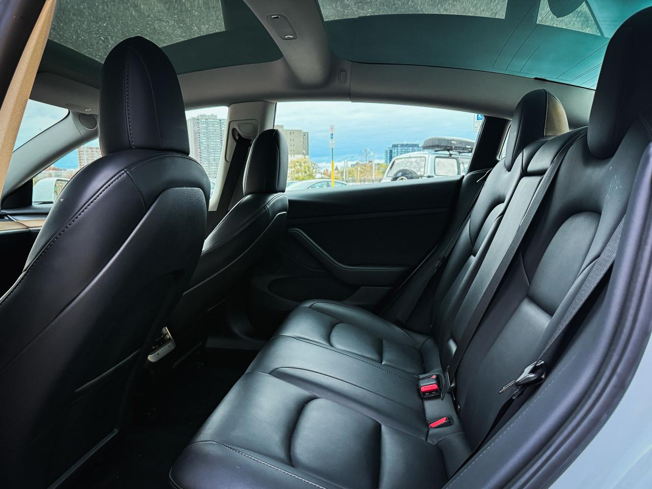 2022 Tesla Model 3 Long Range | NO ACCIDENTS | CLEAN CARFAX | - Photo #8