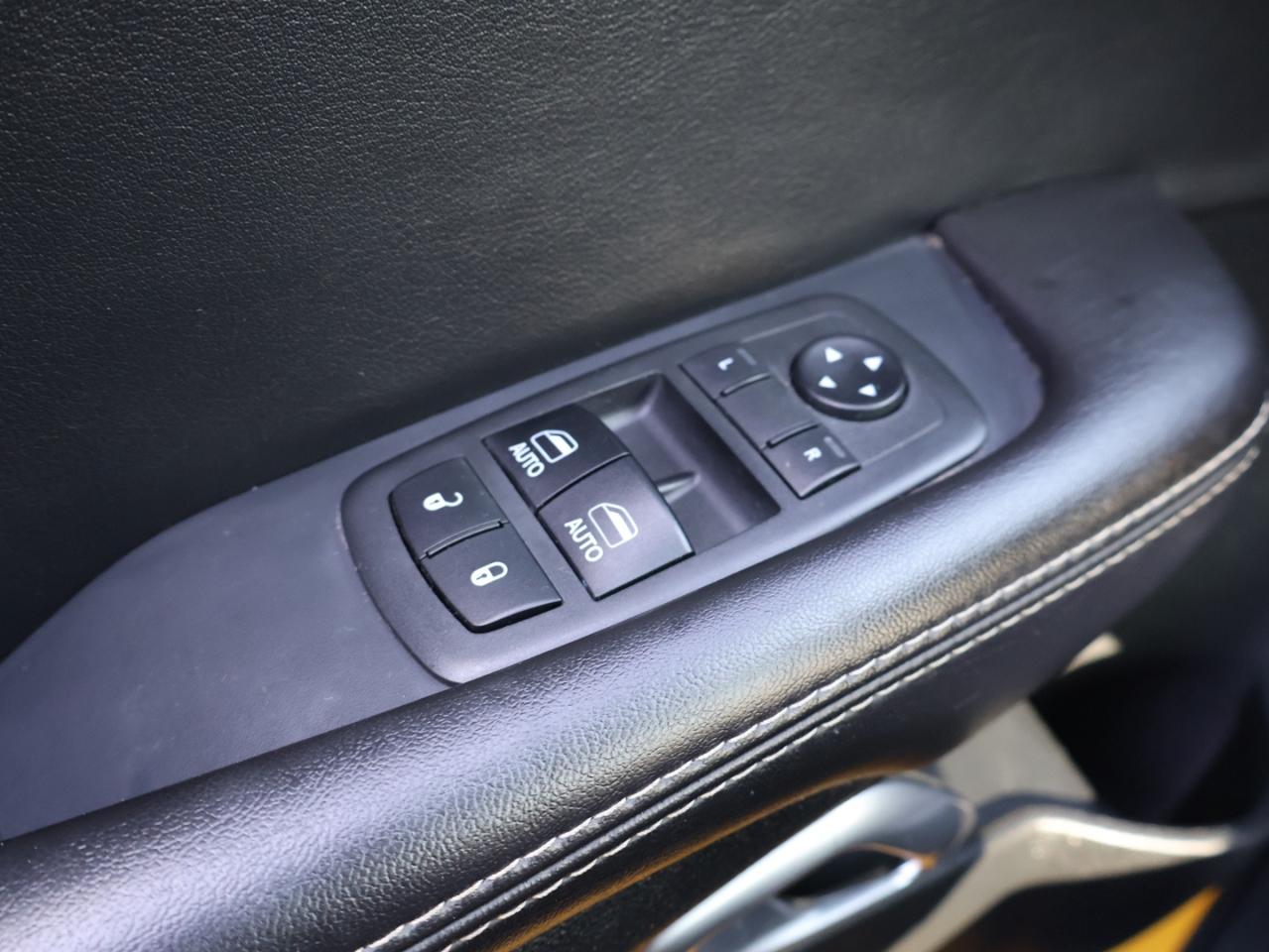 2018 Dodge Challenger SRT 392 CERTIFIED *ACCIDENT FREE*DODGE MAINTAIN* CAMERA NAV BLUETOOTH LEATHER COOL/HEA SEATS/STEEIRNG B.SPOT CRUISE ALLOYS - Photo #29