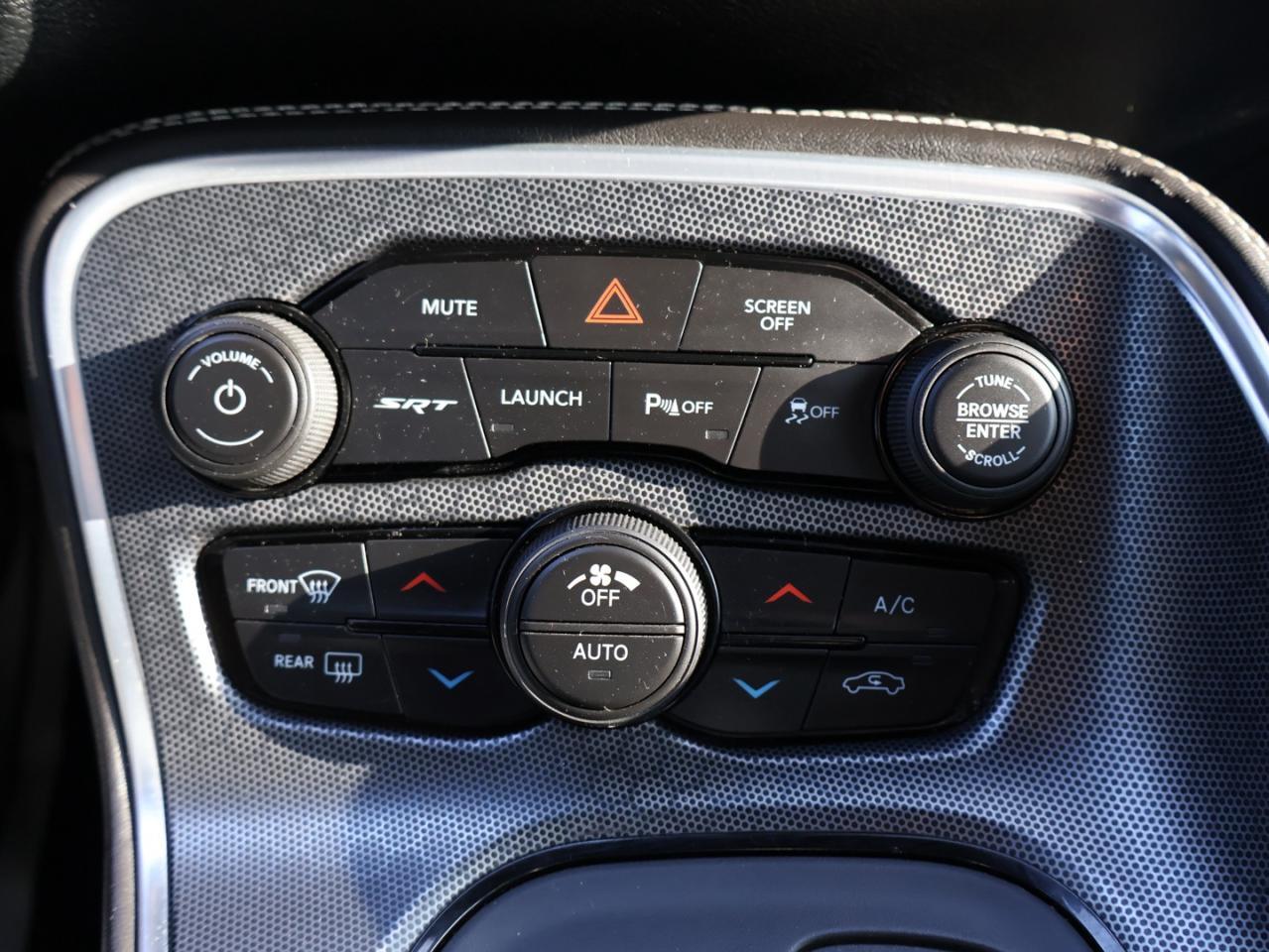 2018 Dodge Challenger SRT 392 CERTIFIED *ACCIDENT FREE*DODGE MAINTAIN* CAMERA NAV BLUETOOTH LEATHER COOL/HEA SEATS/STEEIRNG B.SPOT CRUISE ALLOYS - Photo #38