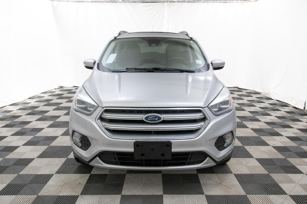 2017 Ford Escape Titanium Photo3