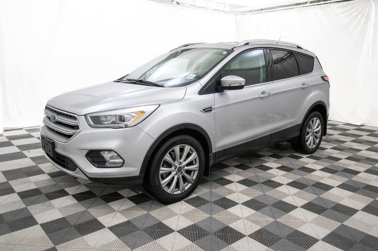 2017 Ford Escape Titanium Photo2