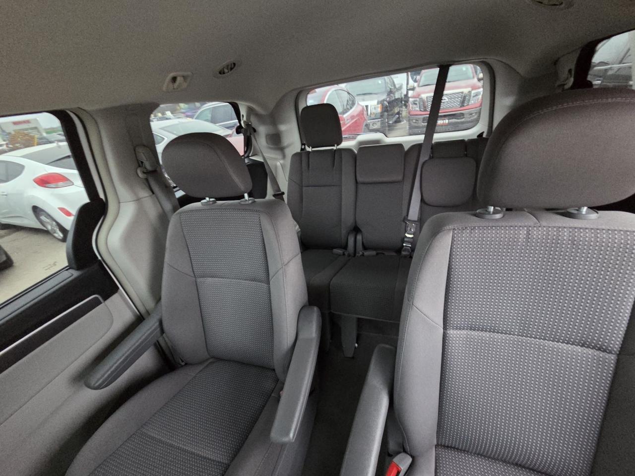 2012 Volkswagen Routan TRENDLINE, 7 PASSENGER, ONLY 52KMS, 3.6L V6, CERT - Photo #14