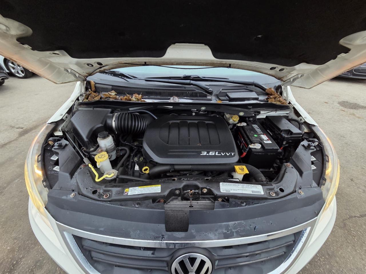 2012 Volkswagen Routan TRENDLINE, 7 PASSENGER, ONLY 52KMS, 3.6L V6, CERT - Photo #10