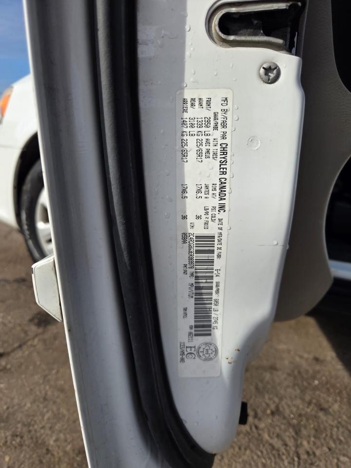 2014 Dodge Grand Caravan SXT, 7 PASSENGER, MINIVAN, DRIVES GREAT, AS IS - Photo #17