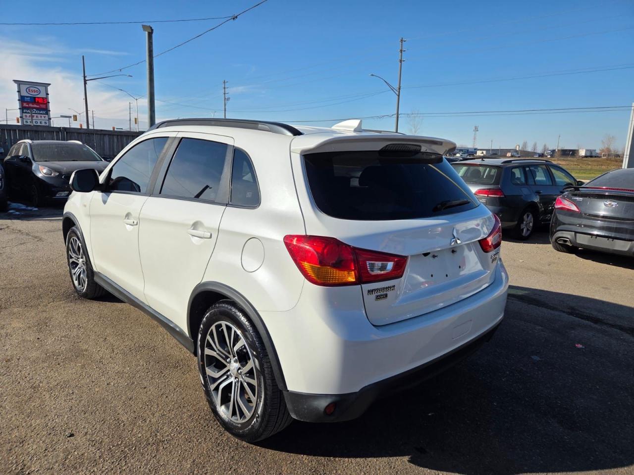 2017 Mitsubishi RVR SE LIMITED EDITION, AUTO, CAM, 149KMS, CERTIFIED Photo2