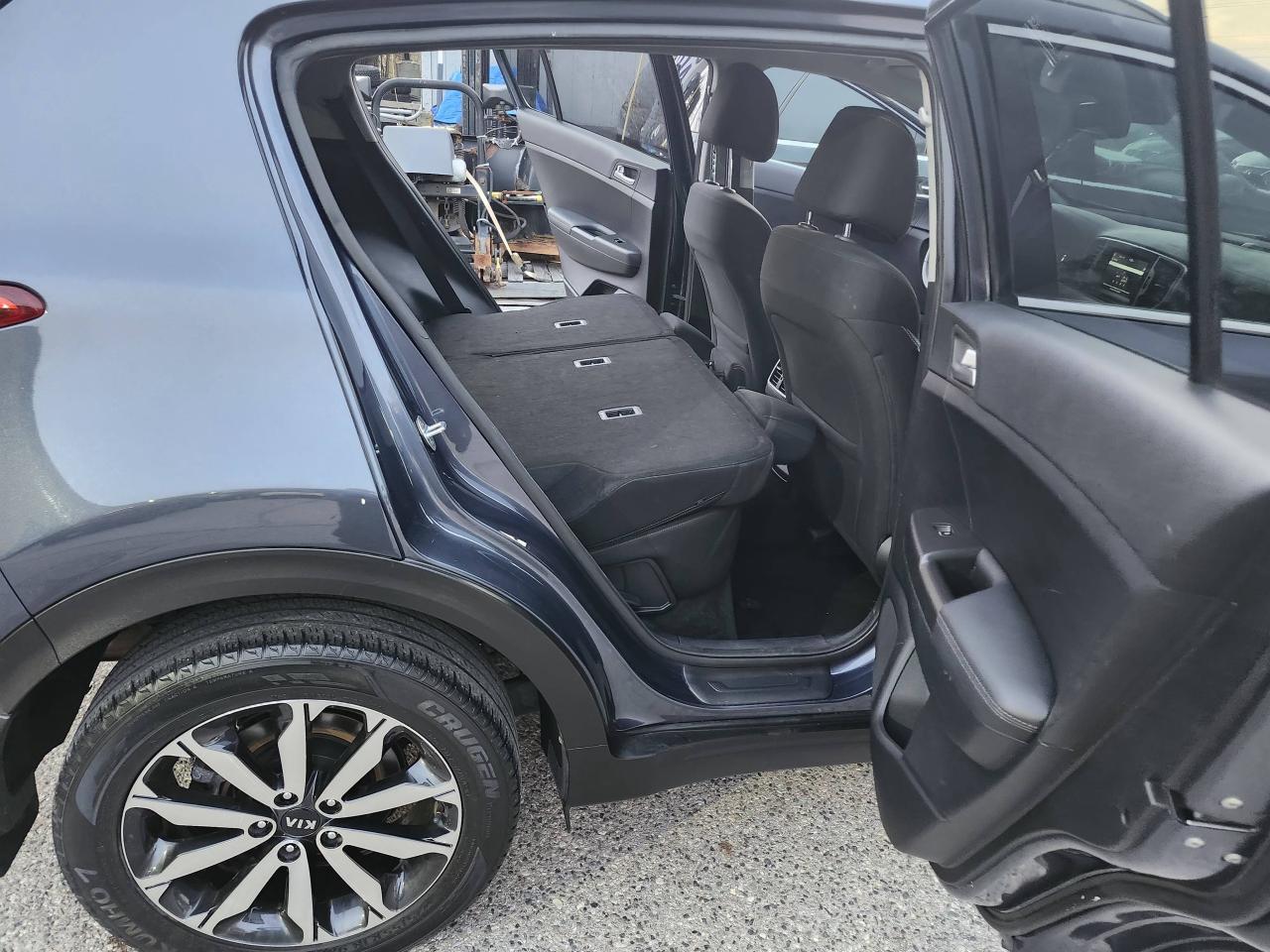 2017 Kia Sportage AWD 4dr EX Tech w/Black- Photo