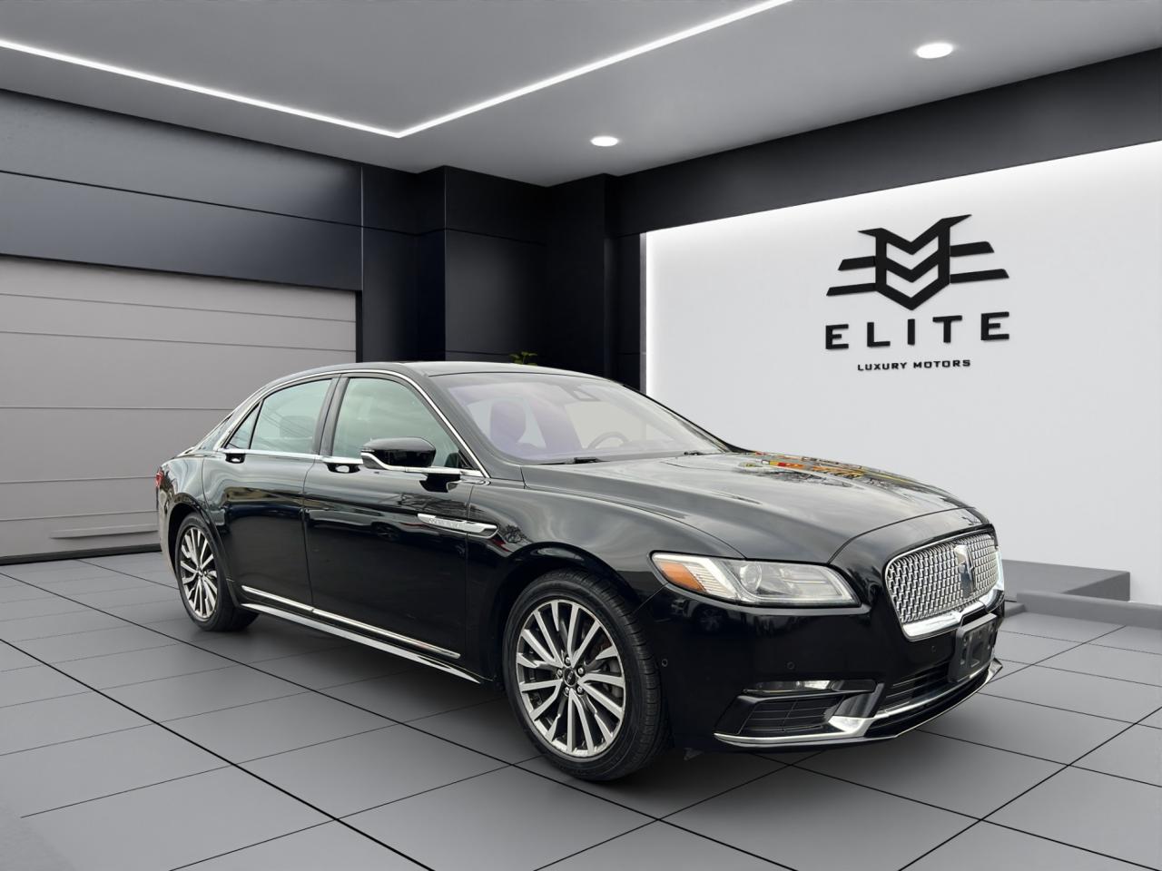 2017 Lincoln Continental SELECT AWD - LEATHER - NAVI - BACK-UP-CAM !! Photo