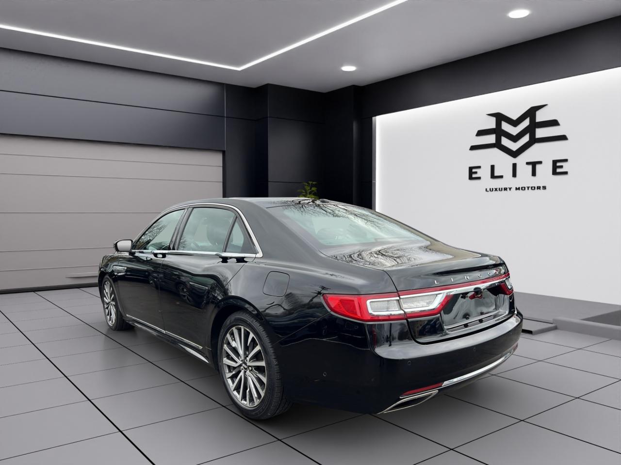 2017 Lincoln Continental SELECT AWD - LEATHER - NAVI - BACK-UP-CAM !! Photo