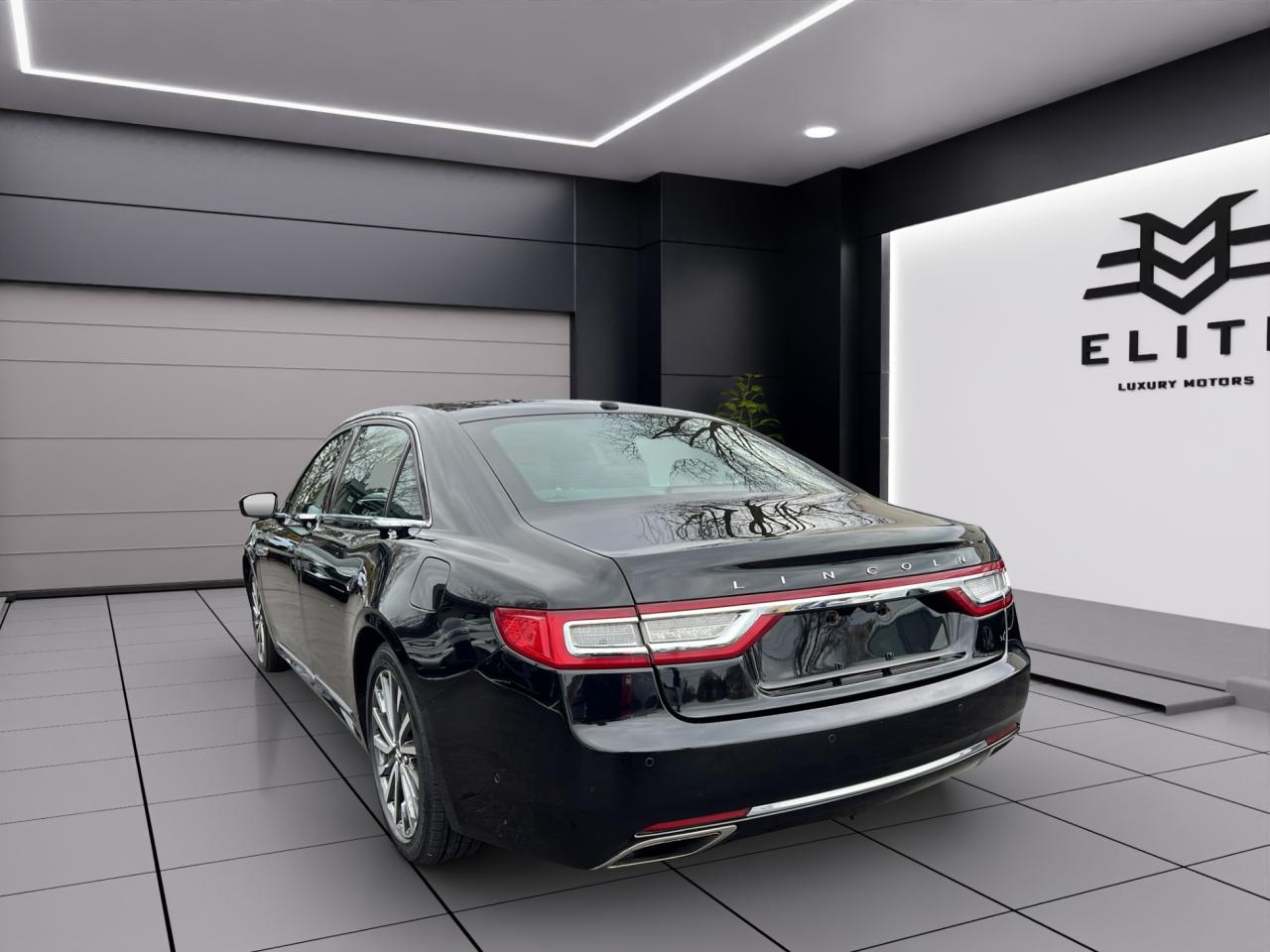 2017 Lincoln Continental SELECT AWD - LEATHER - NAVI - BACK-UP-CAM !! Photo