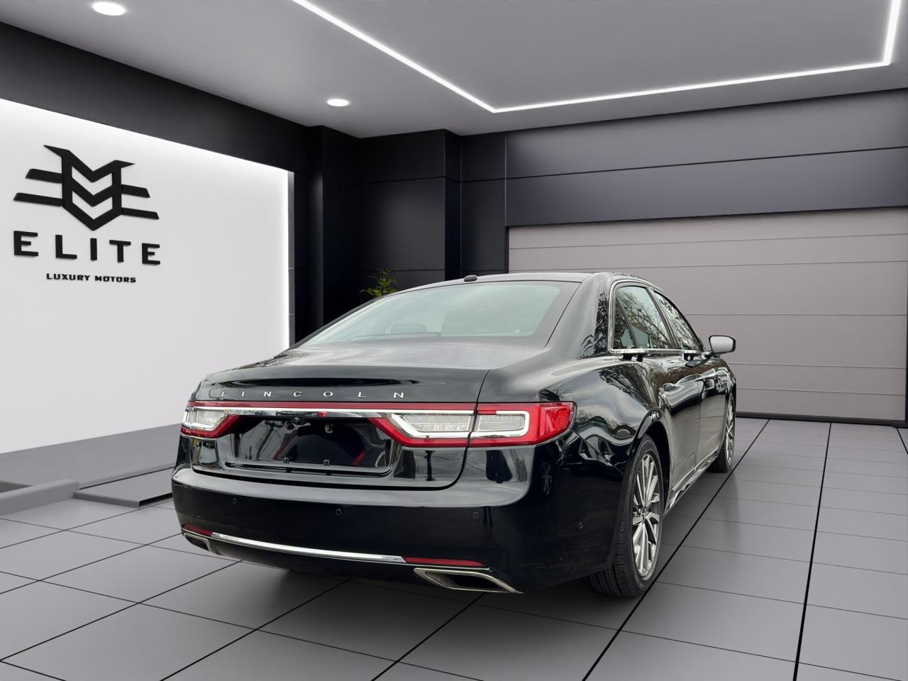 2017 Lincoln Continental SELECT AWD - LEATHER - NAVI - BACK-UP-CAM !! Photo