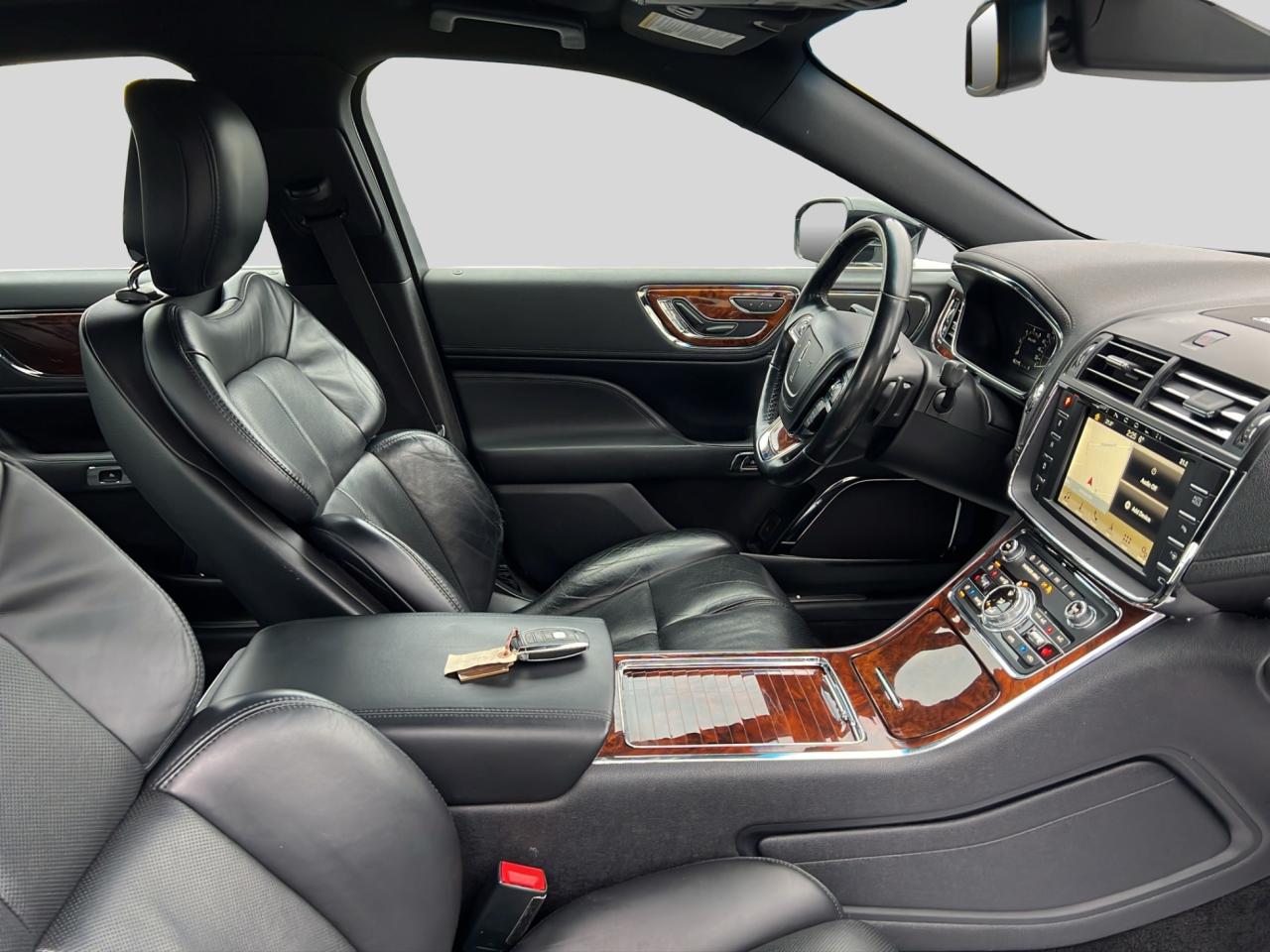 2017 Lincoln Continental SELECT AWD - LEATHER - NAVI - BACK-UP-CAM !! Photo