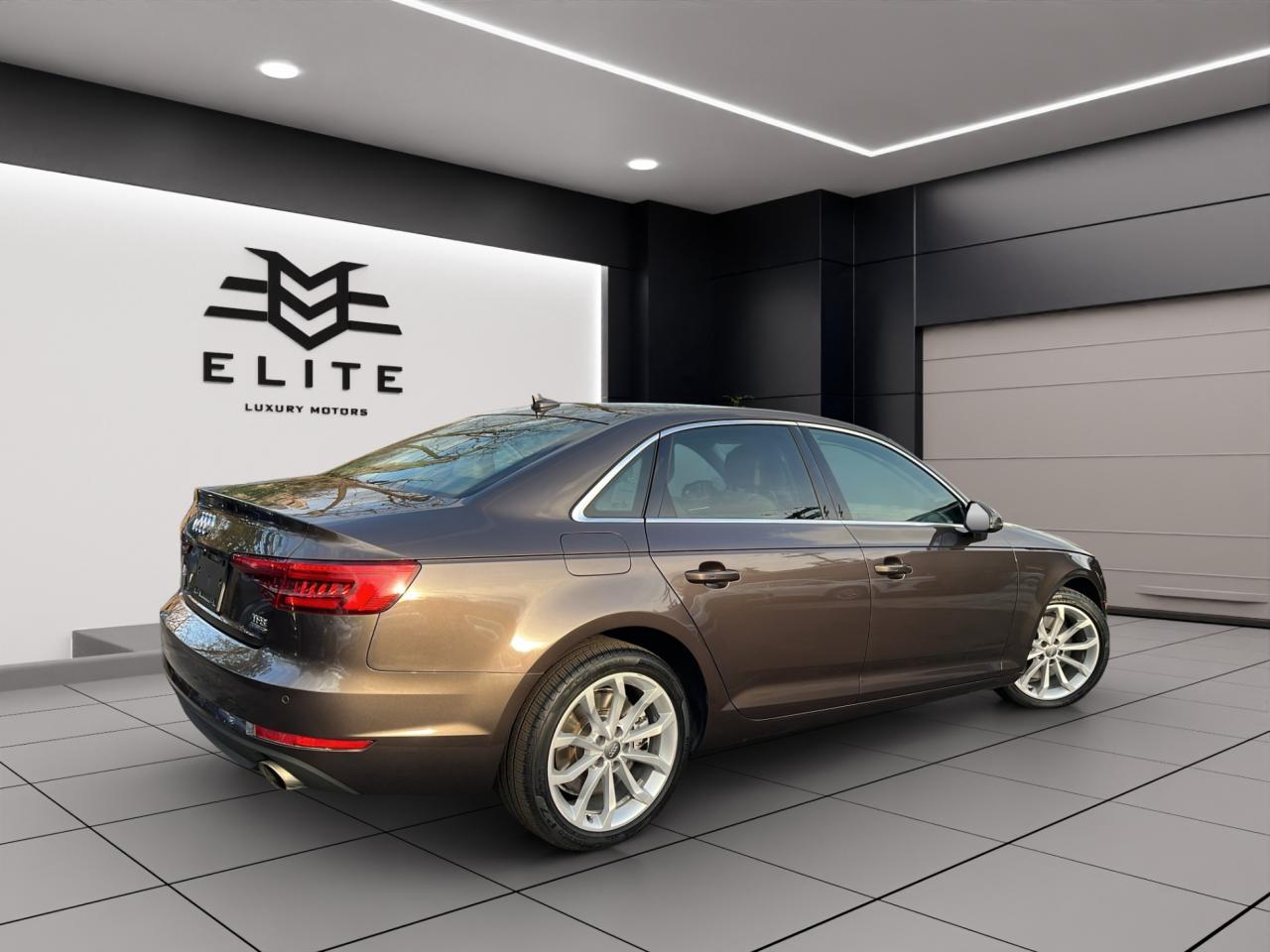 2017 Audi A4 PROGRESSIV QUATTRO - NAVIGATION SYSTEM - LEATHER !! Photo