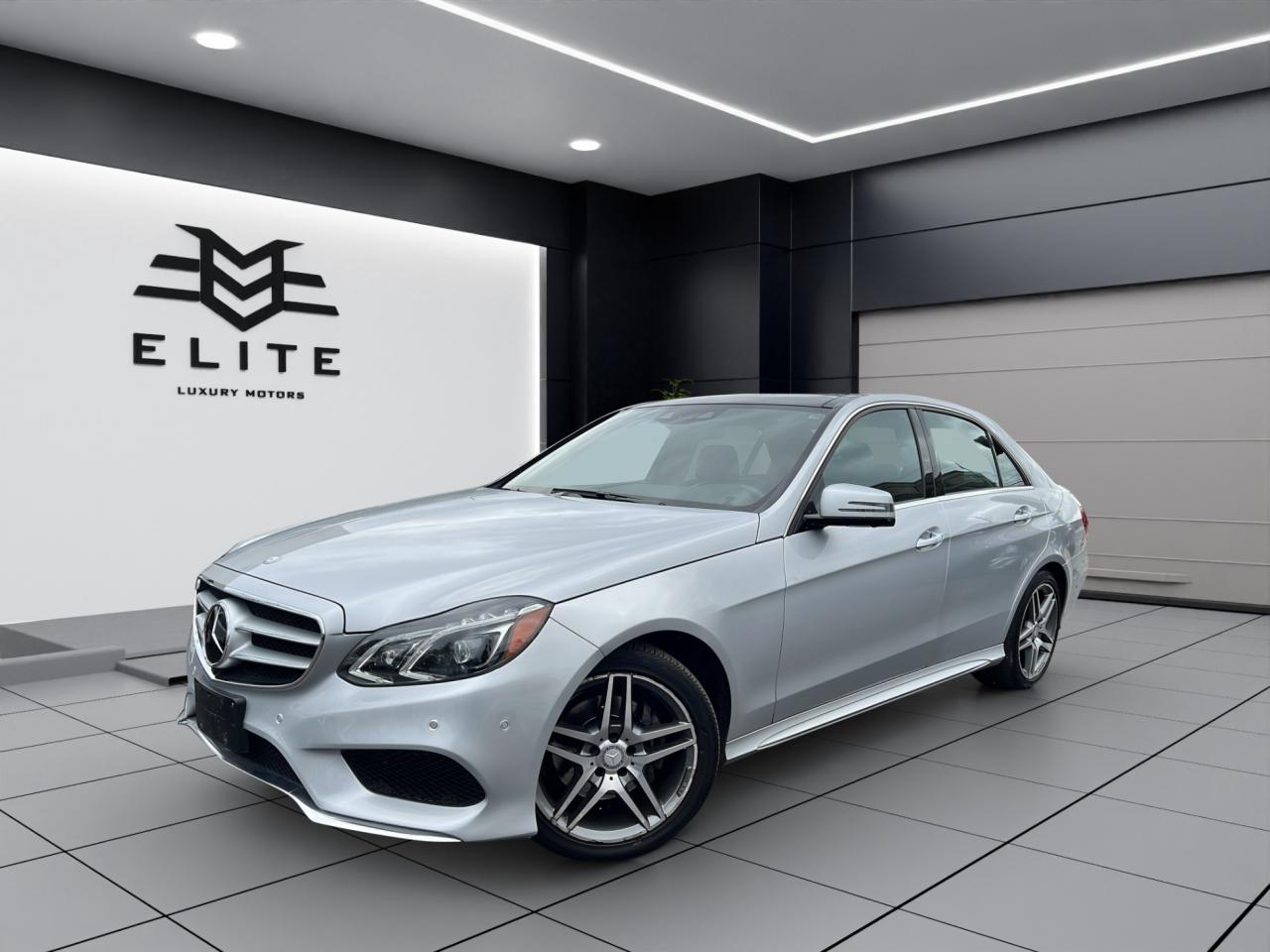 2015 Mercedes-Benz E-Class E400 4MATIC - AMG PKG - NAVI - LEATHER - 71,000KMS !! Photo2
