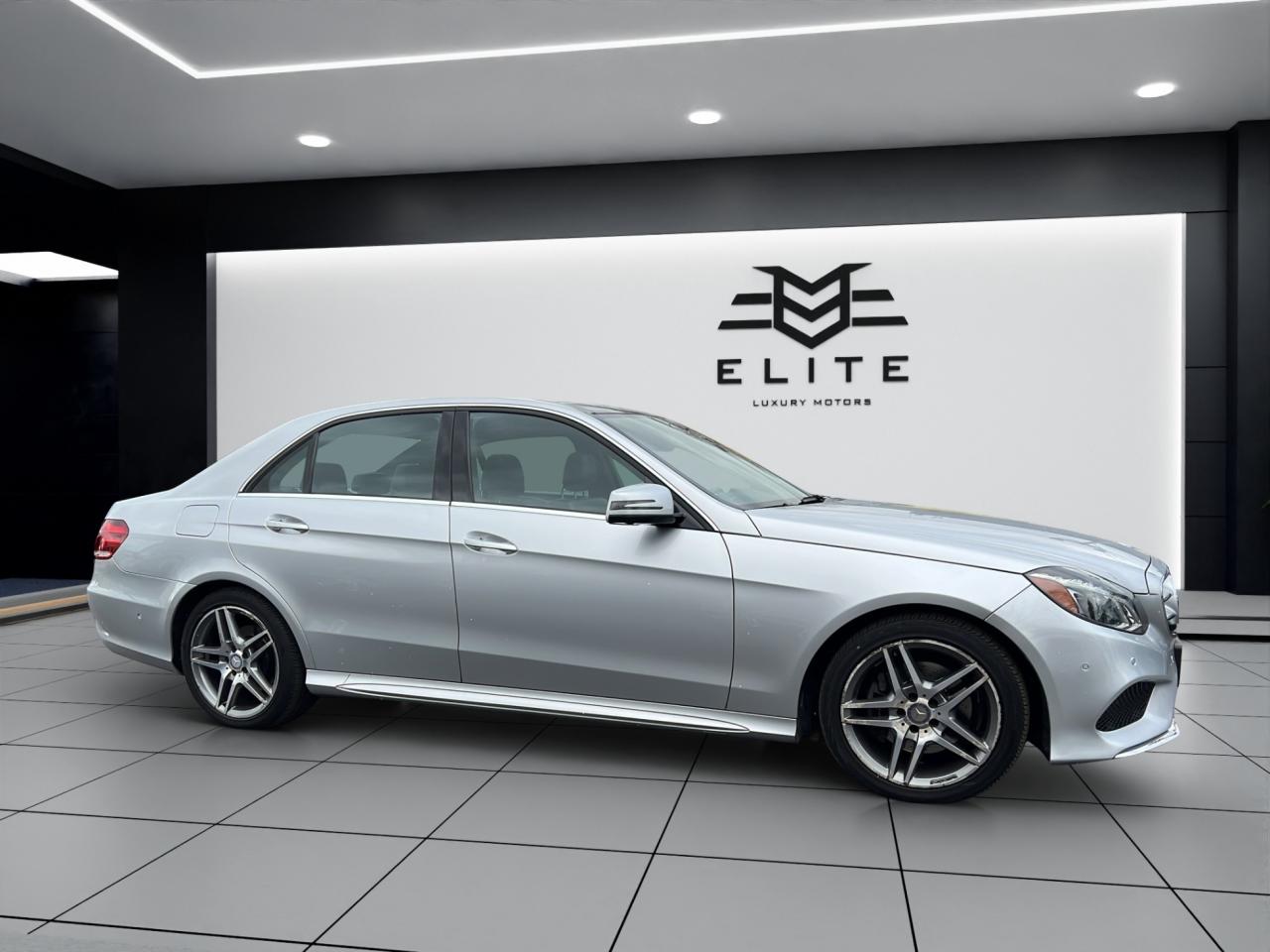 2015 Mercedes-Benz E-Class E400 4MATIC - AMG PKG - NAVI - LEATHER - 71,000KMS !! Photo