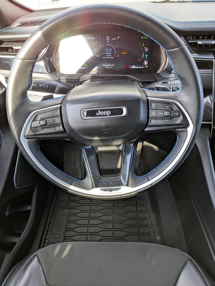 2023 Jeep Grand Cherokee 4xe Trailhawk 4x4 Photo