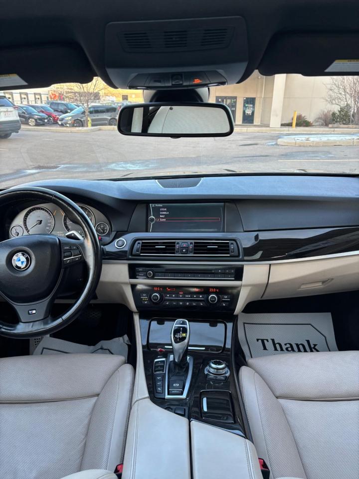 2011 BMW 550i xDrive | NEW YEAR SPECIAL! Photo