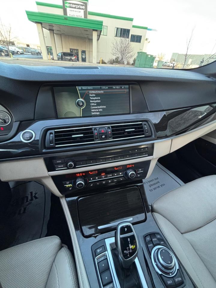 2011 BMW 550i xDrive | NEW YEAR SPECIAL! Photo