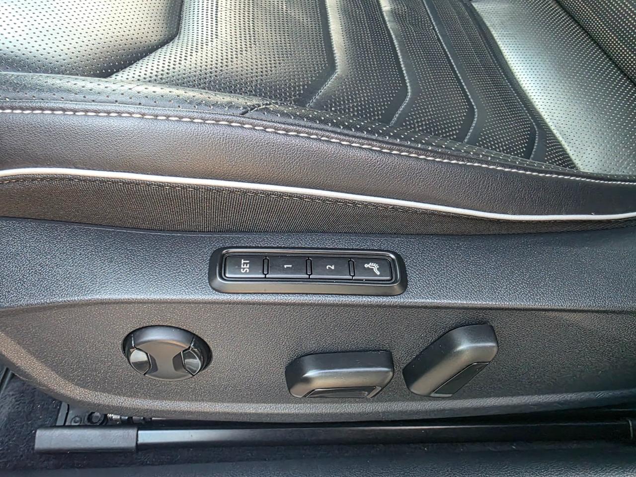 2019 Volkswagen Arteon 2.0 TSI R-Line | One Owner | BC CAR Photo