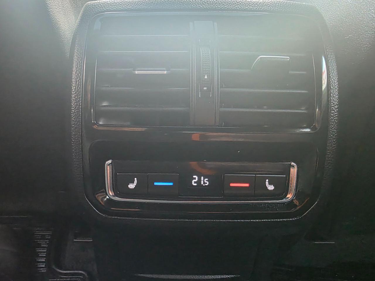 2019 Volkswagen Arteon 2.0 TSI R-Line | One Owner | BC CAR Photo