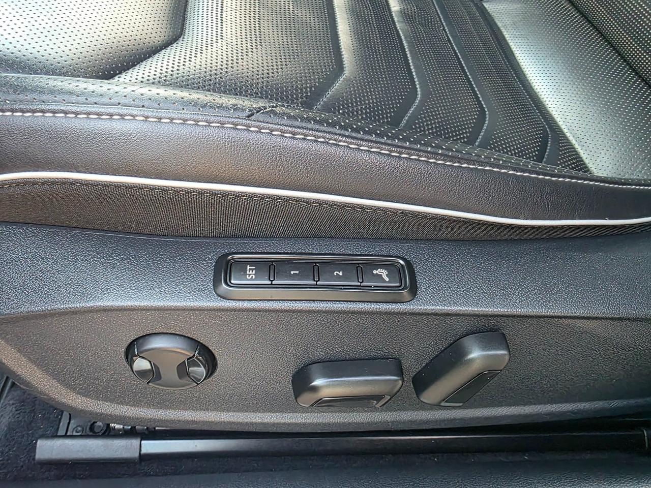 2019 Volkswagen Arteon 2.0 TSI R-Line | One Owner | BC CAR Photo