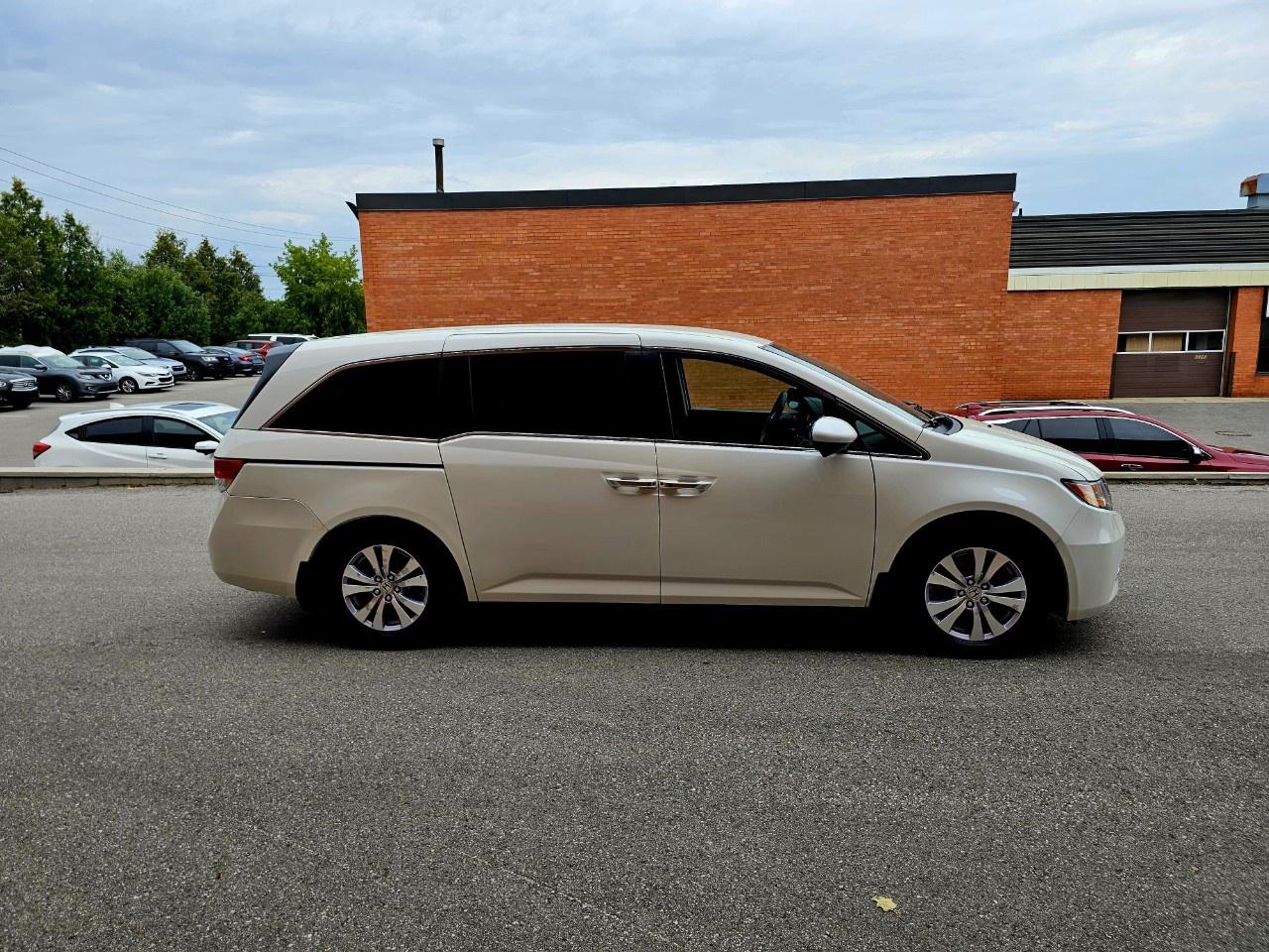 2017 Honda Odyssey EX Photo