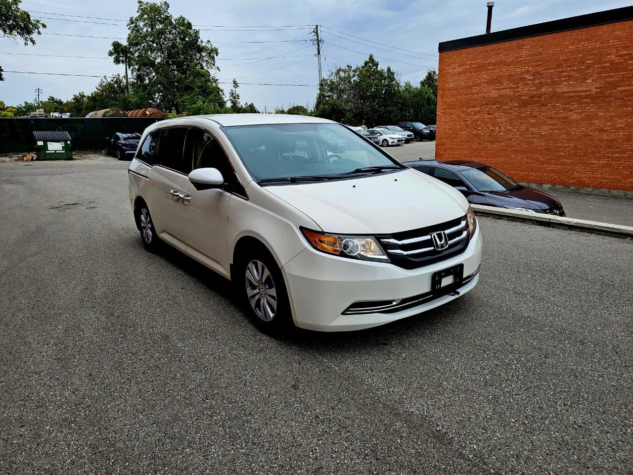 2017 Honda Odyssey EX - Photo #3