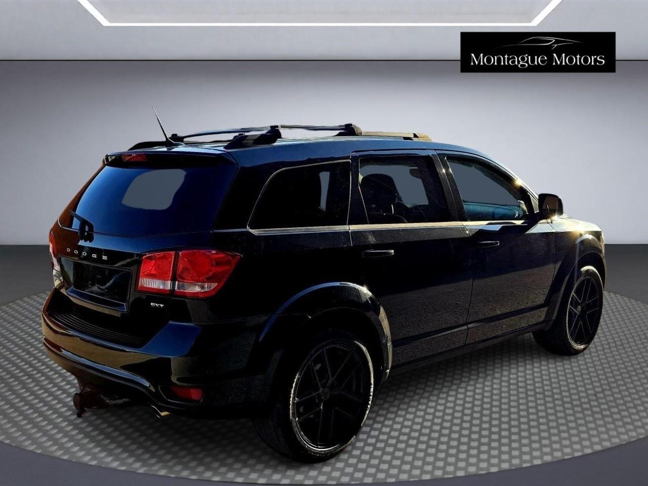 2012 Dodge Journey FWD 4DR SXT Photo4