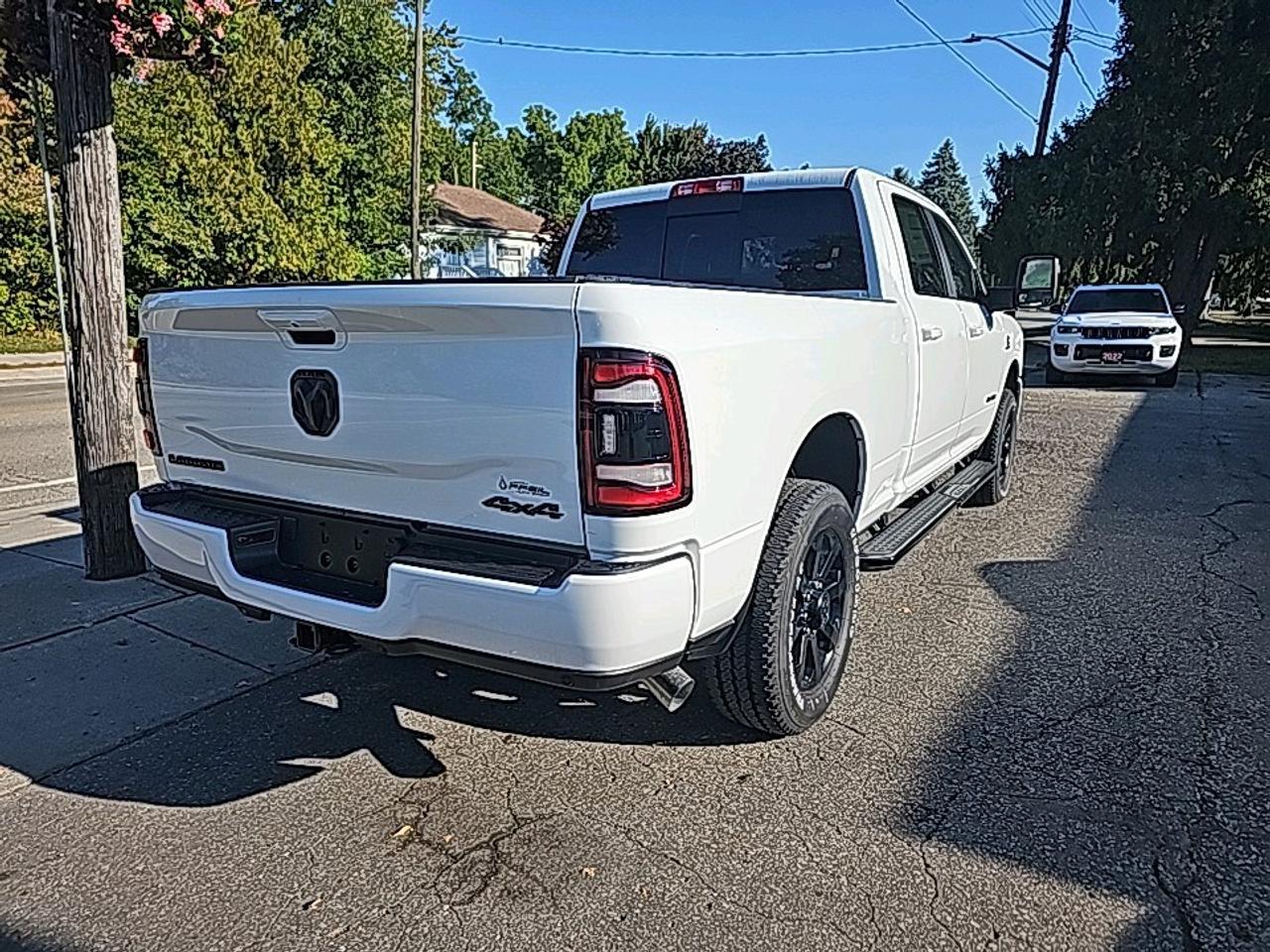 2024 RAM 3500 Laramie, Night edition Photo