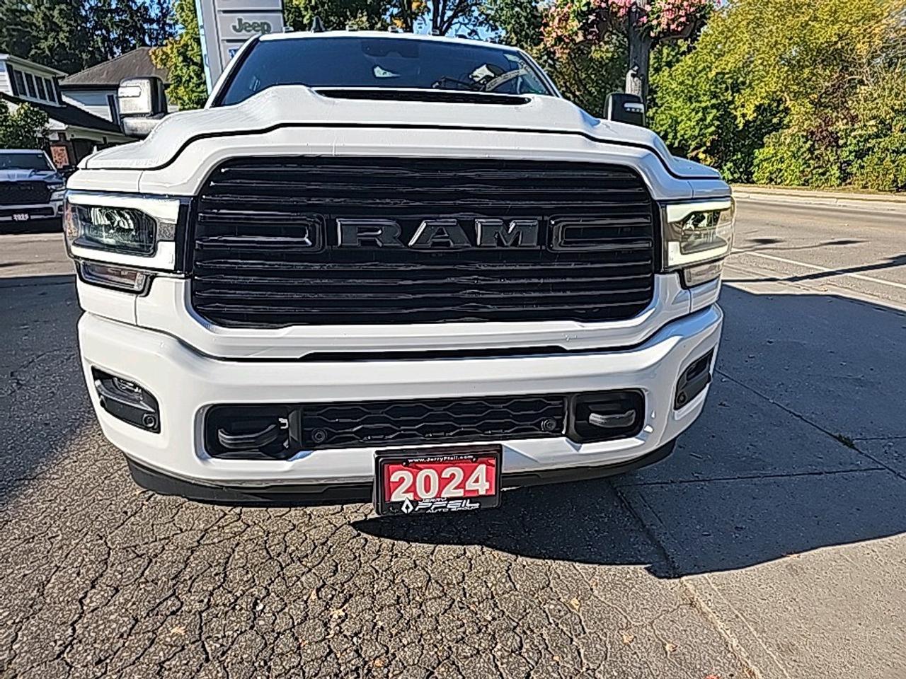 2024 RAM 3500 Laramie, Night edition Photo