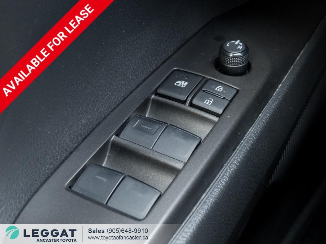 2023 Toyota Camry HYBRID Hybrid SE Auto Photo