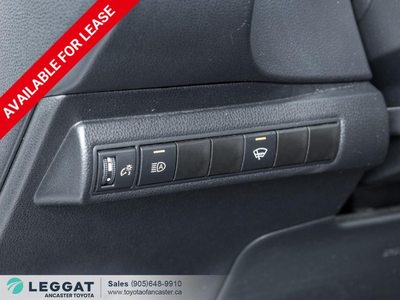 2024 Toyota Corolla LE CVT Photo