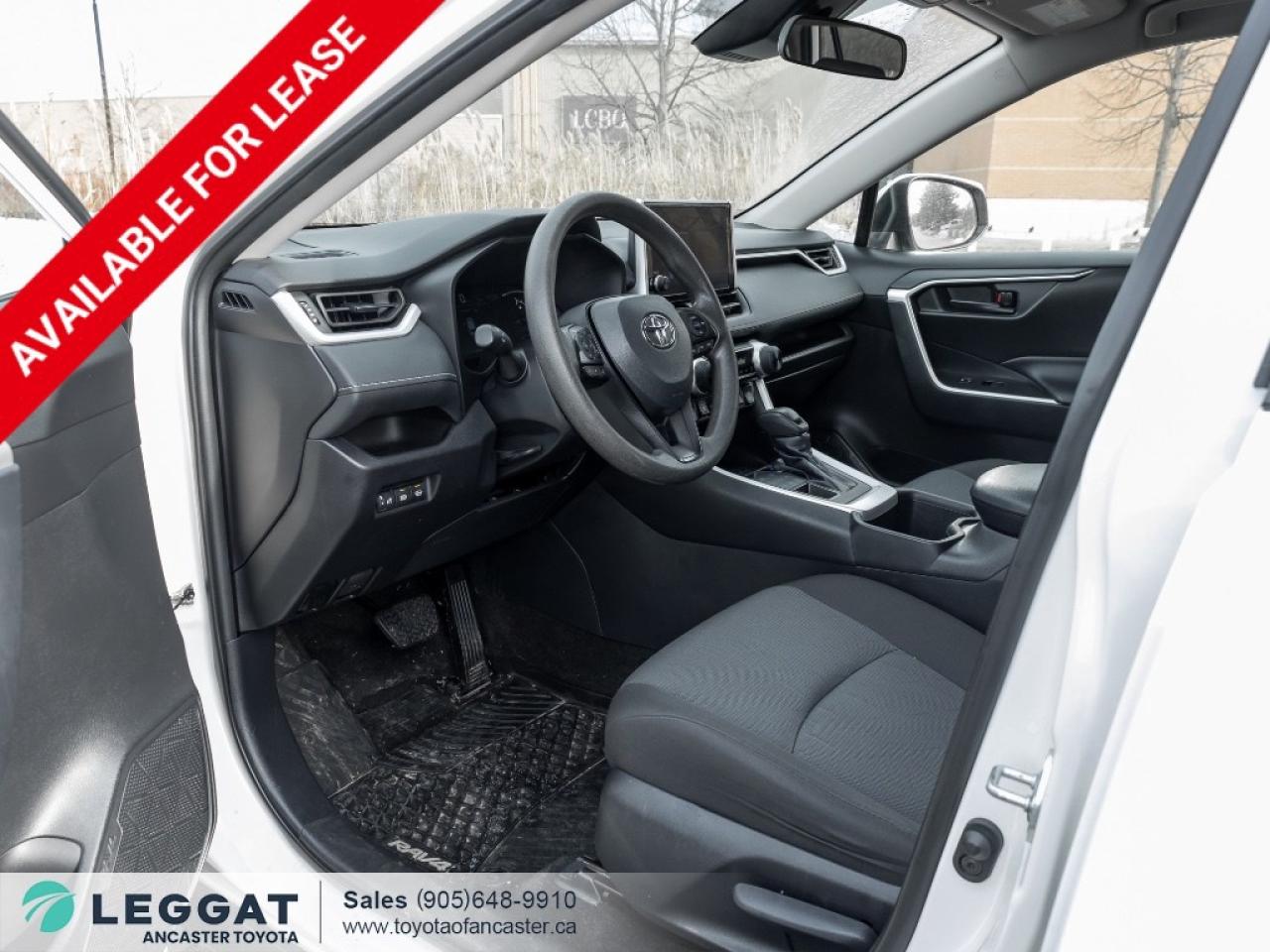 2024 Toyota RAV4 LE AWD Photo