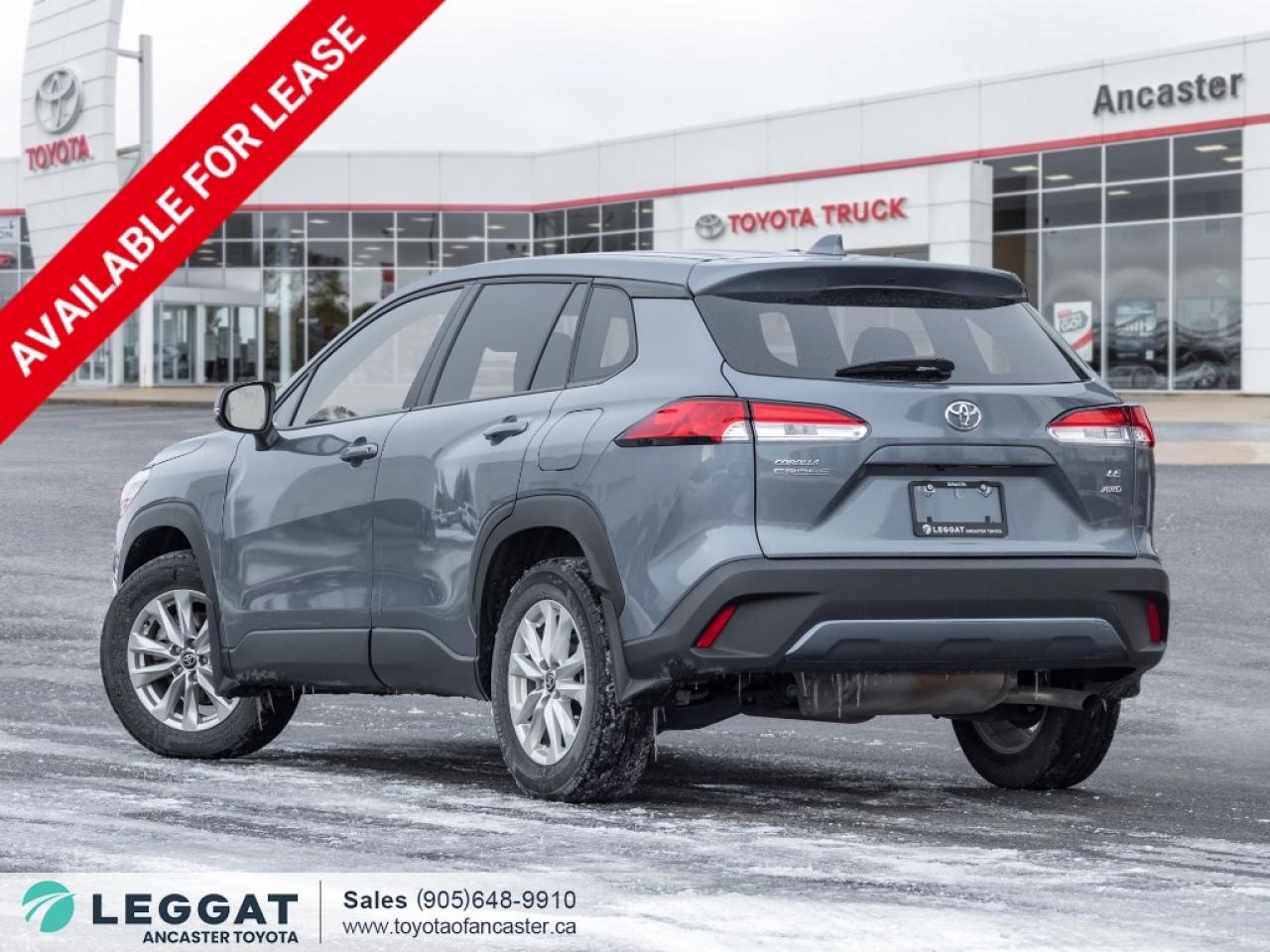 2024 Toyota Corolla Cross LE AWD Photo