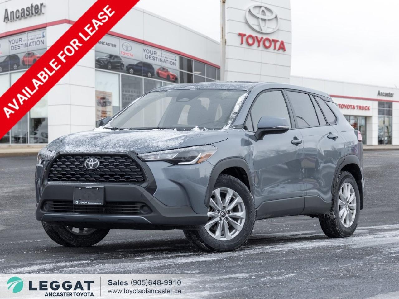 2024 Toyota Corolla Cross LE AWD Photo0