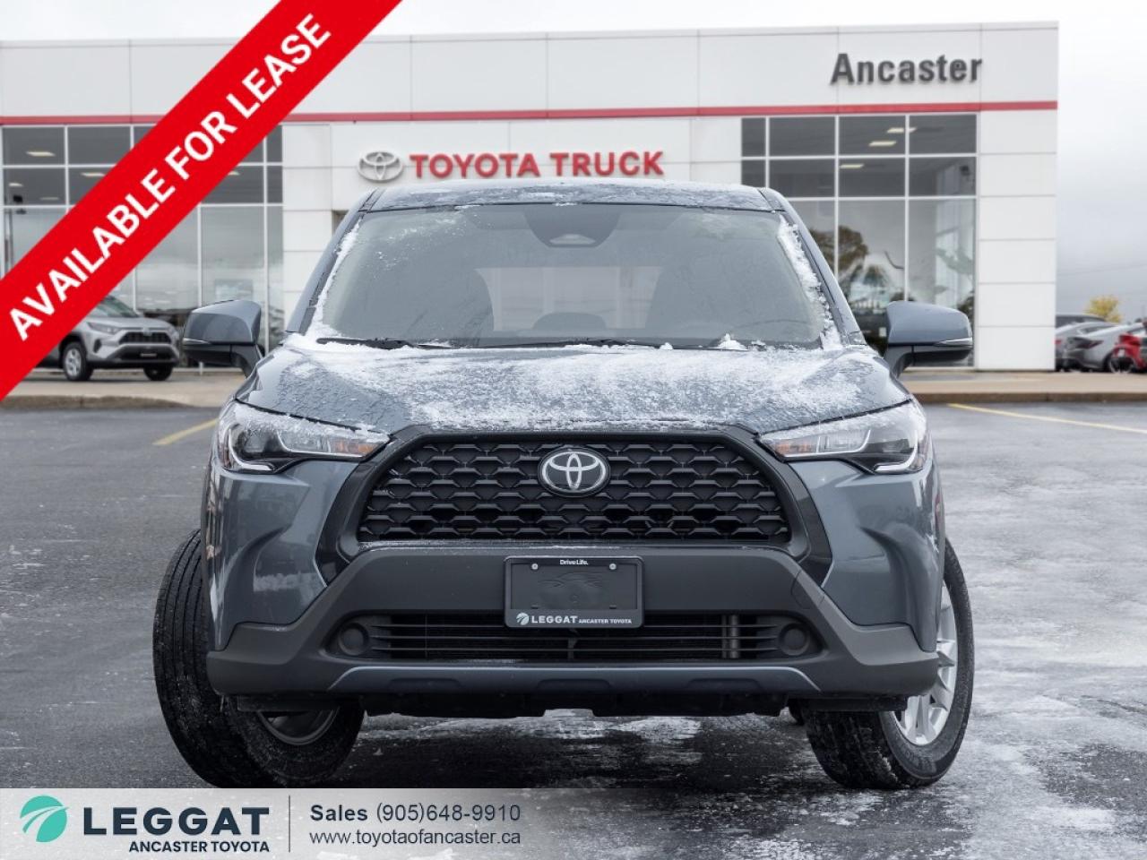 2024 Toyota Corolla Cross LE AWD Photo