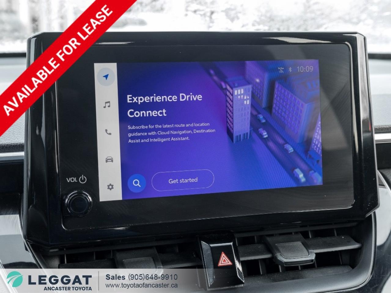 2024 Toyota Corolla Cross LE AWD Photo