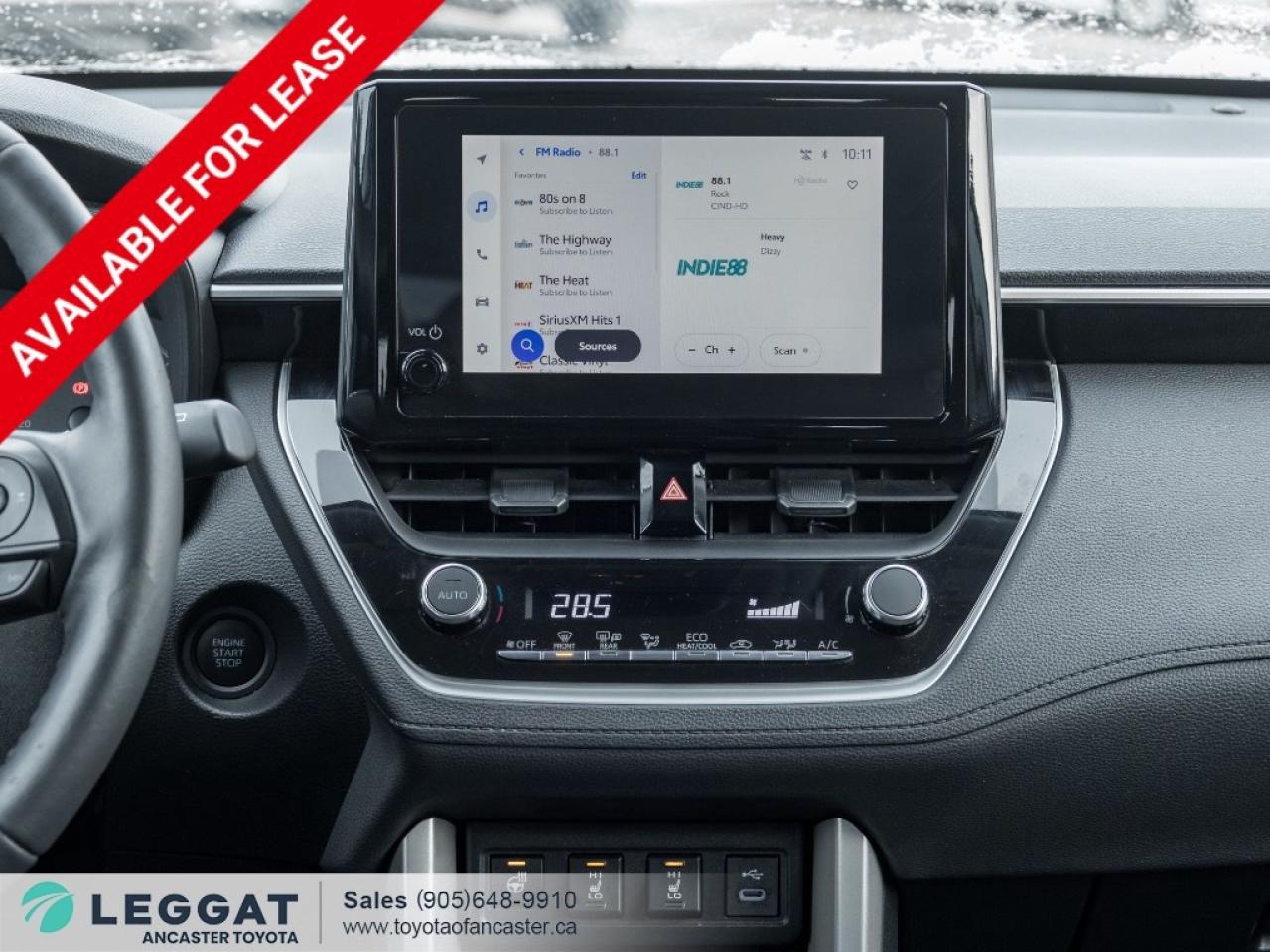 2024 Toyota Corolla Cross LE AWD Photo