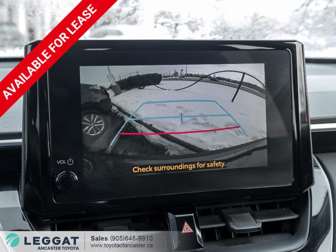 2024 Toyota Corolla Cross LE AWD Photo