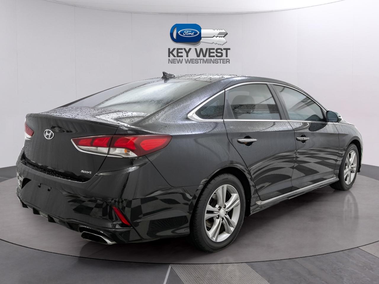 2018 Hyundai Sonata SPORT Photo4