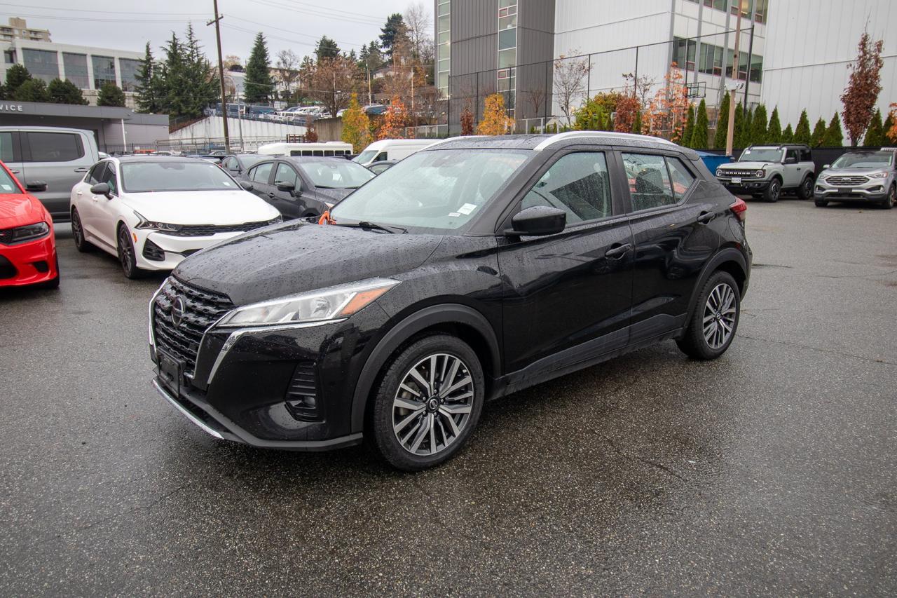 2021 Nissan Kicks SV Photo2