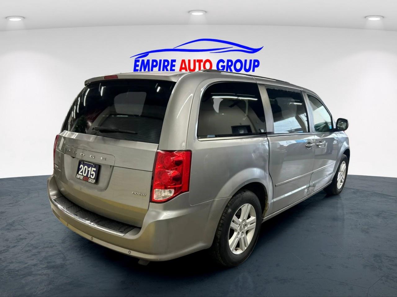 2015 Dodge Grand Caravan Crew Photo