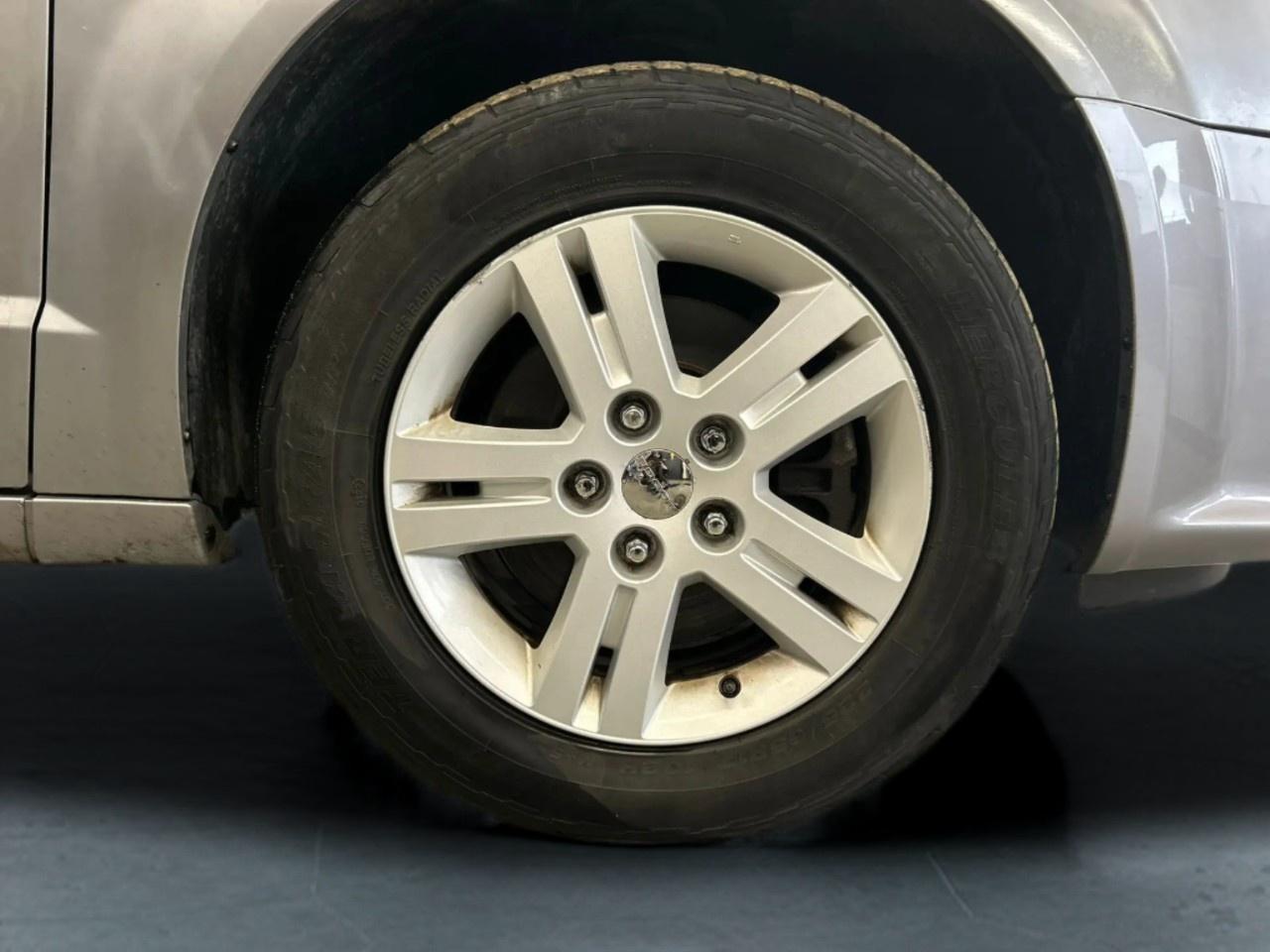 2015 Dodge Grand Caravan Crew Photo