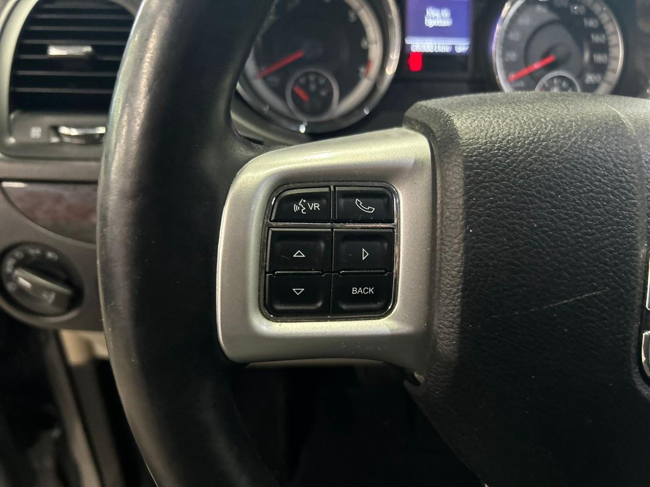 2015 Dodge Grand Caravan Crew Photo