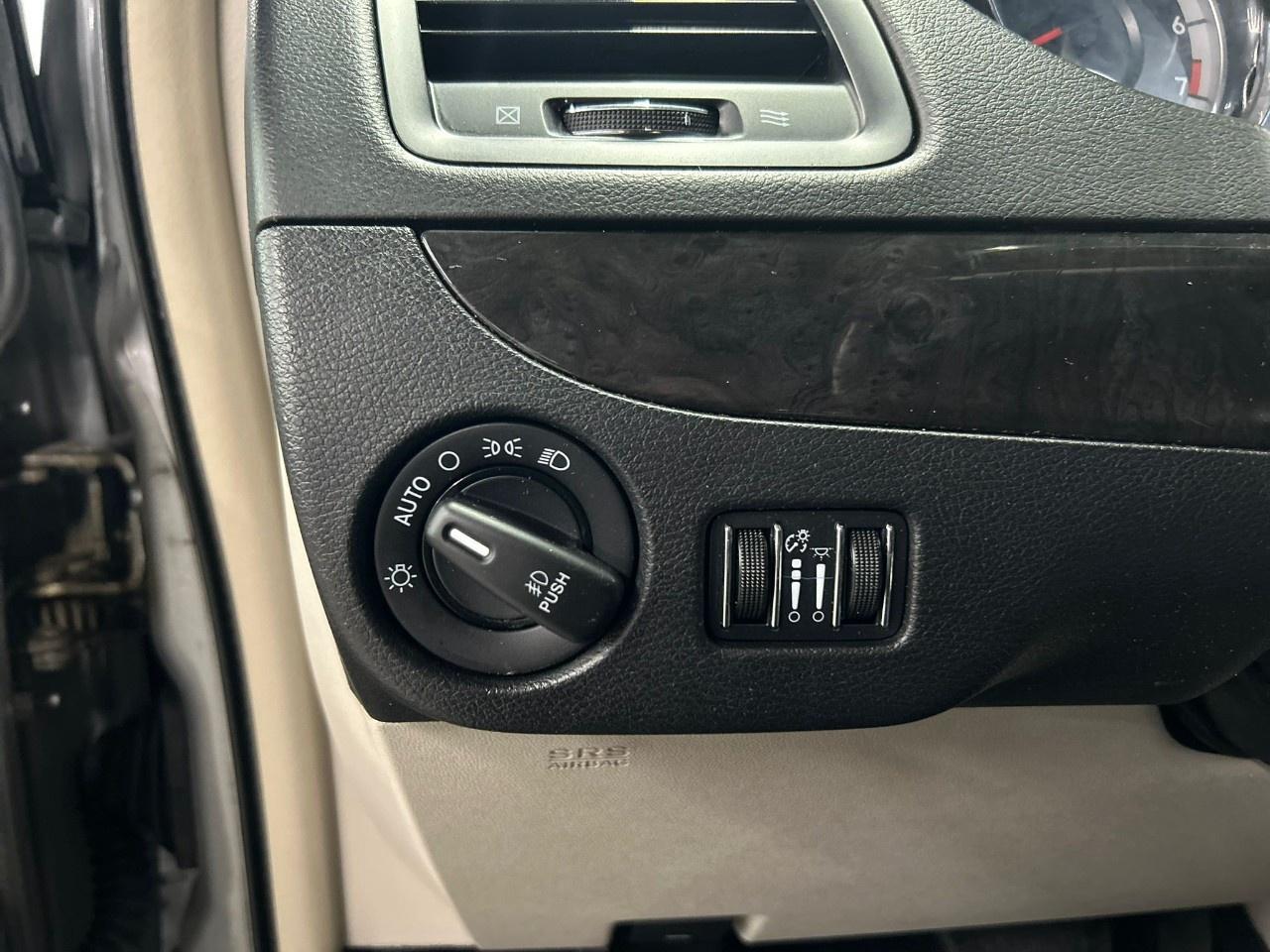 2015 Dodge Grand Caravan Crew Photo