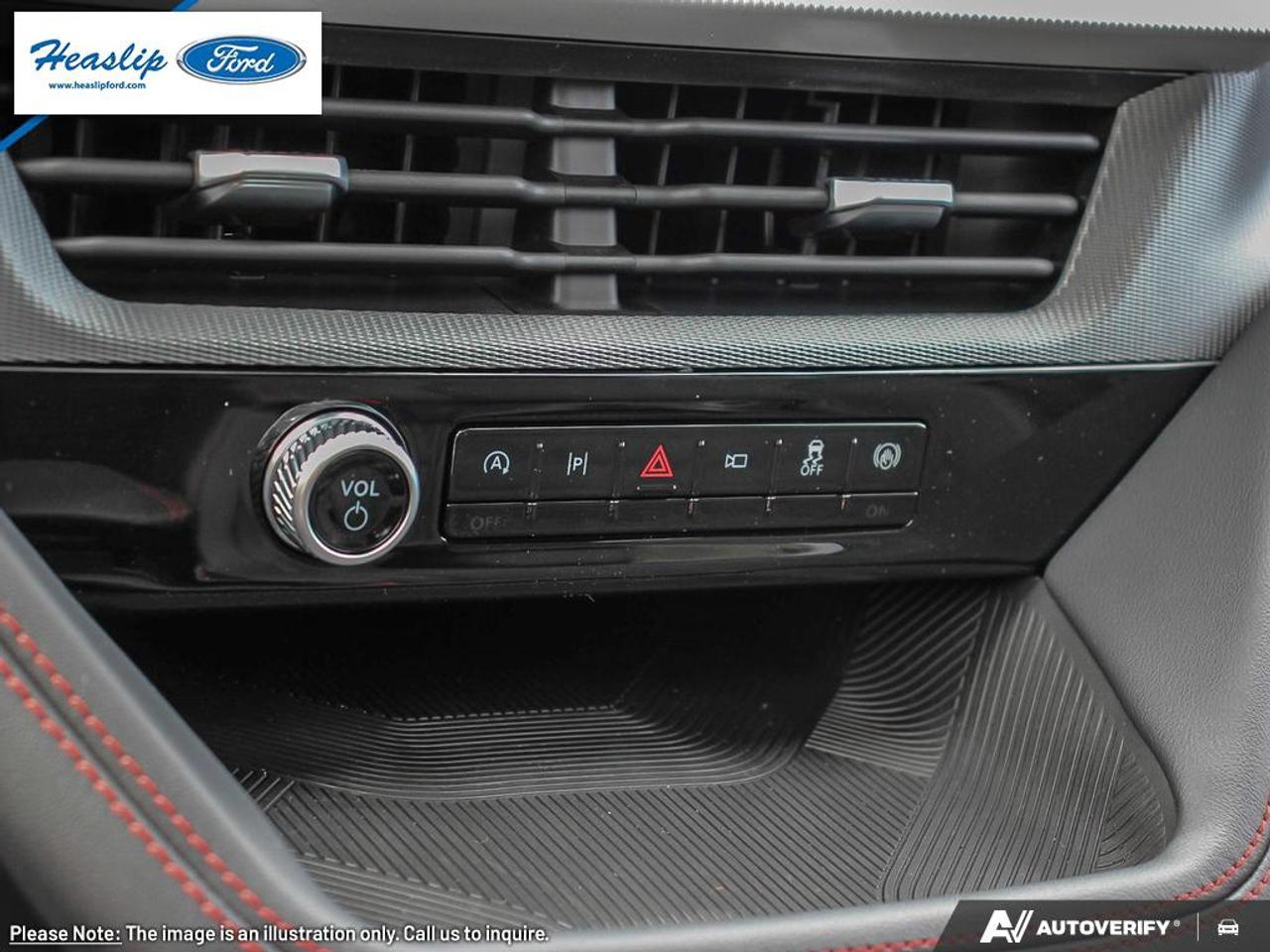 2026 Ford Explorer ST-Line Photo