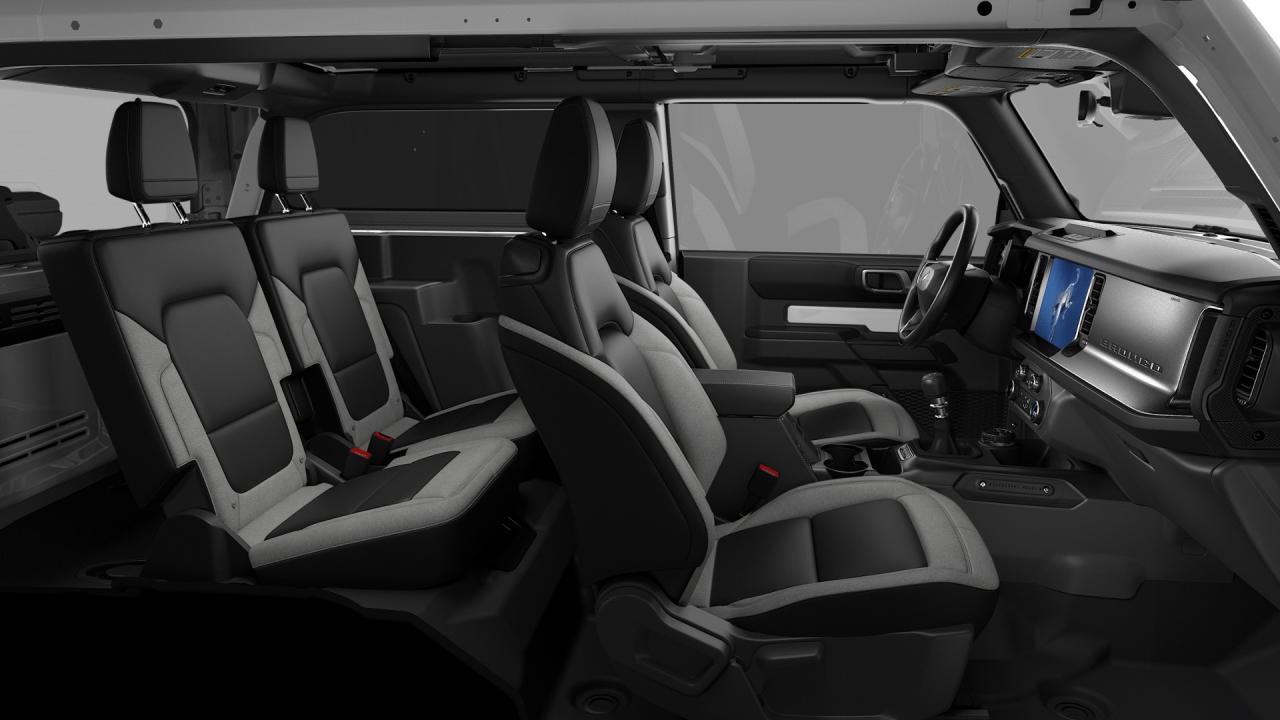 2026 Ford Bronco Base 2 DOOR Photo